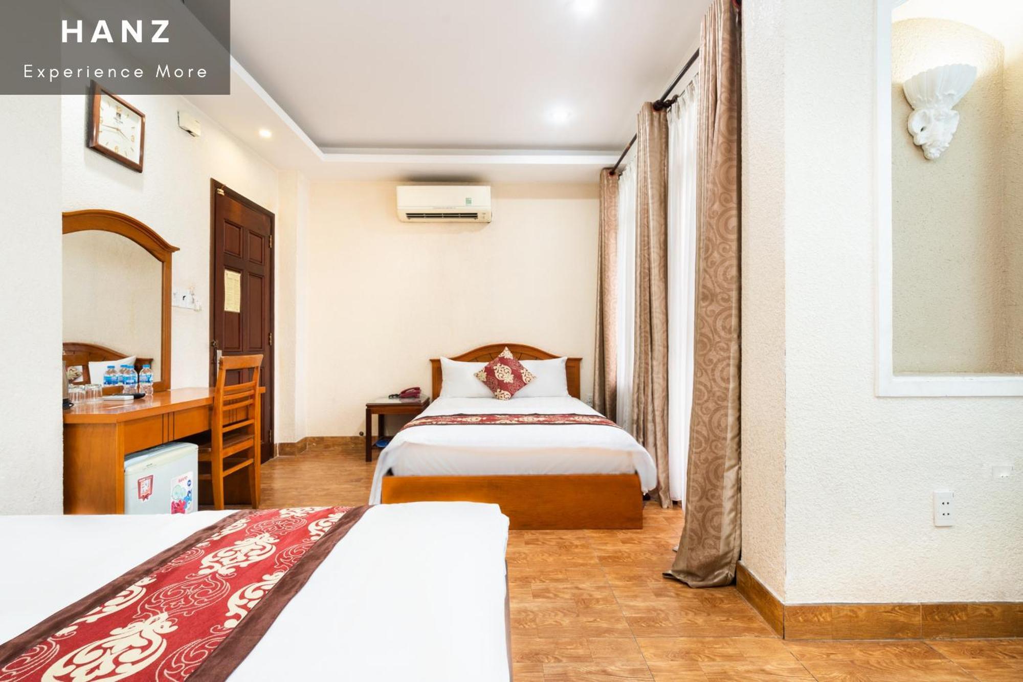 Queen Airport Hotel Cidade de Ho Chi Minh Exterior foto
