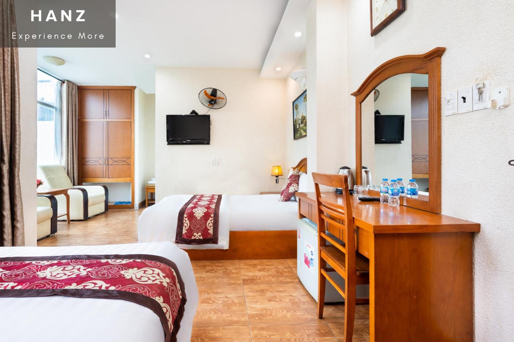 Queen Airport Hotel Cidade de Ho Chi Minh Exterior foto